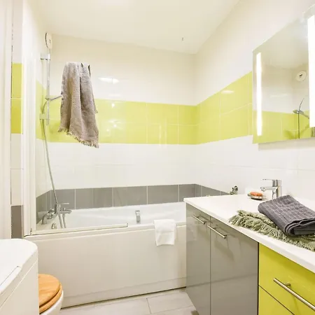 Lumineux - Elixir - Parking Prive Apartamento *